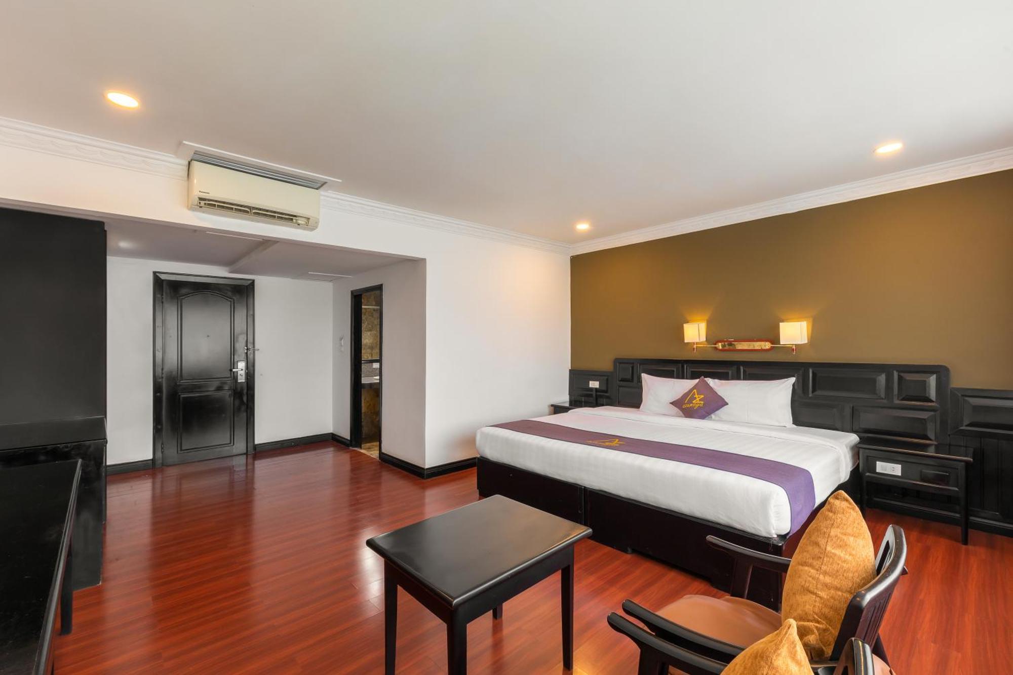Azumaya Hotel Phnom Penh Bagian luar foto